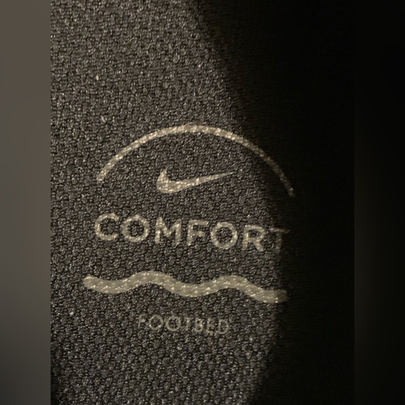 NIKE Revolution 7 Black Size 11 Shoes - Picture 8 of 13